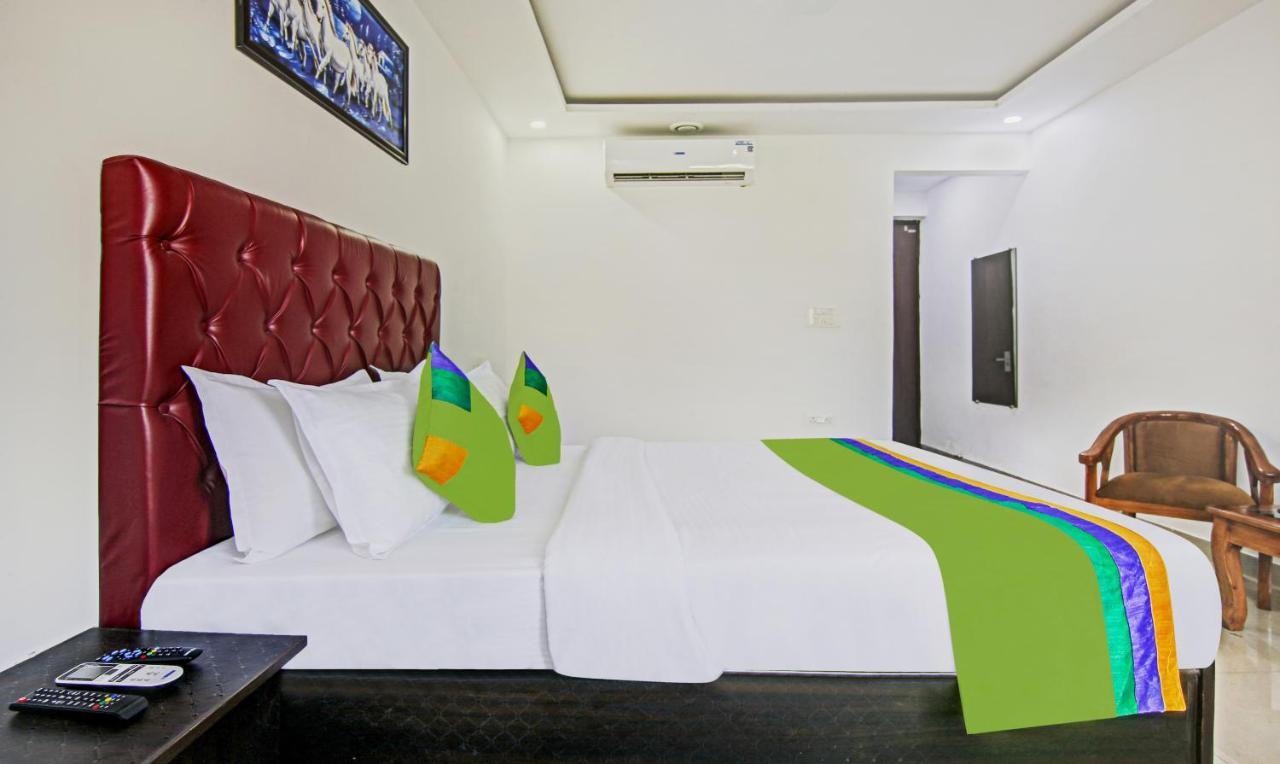 Treebo Royal Empire Adarsh Nagar, Chandigarh酒店 外观 照片